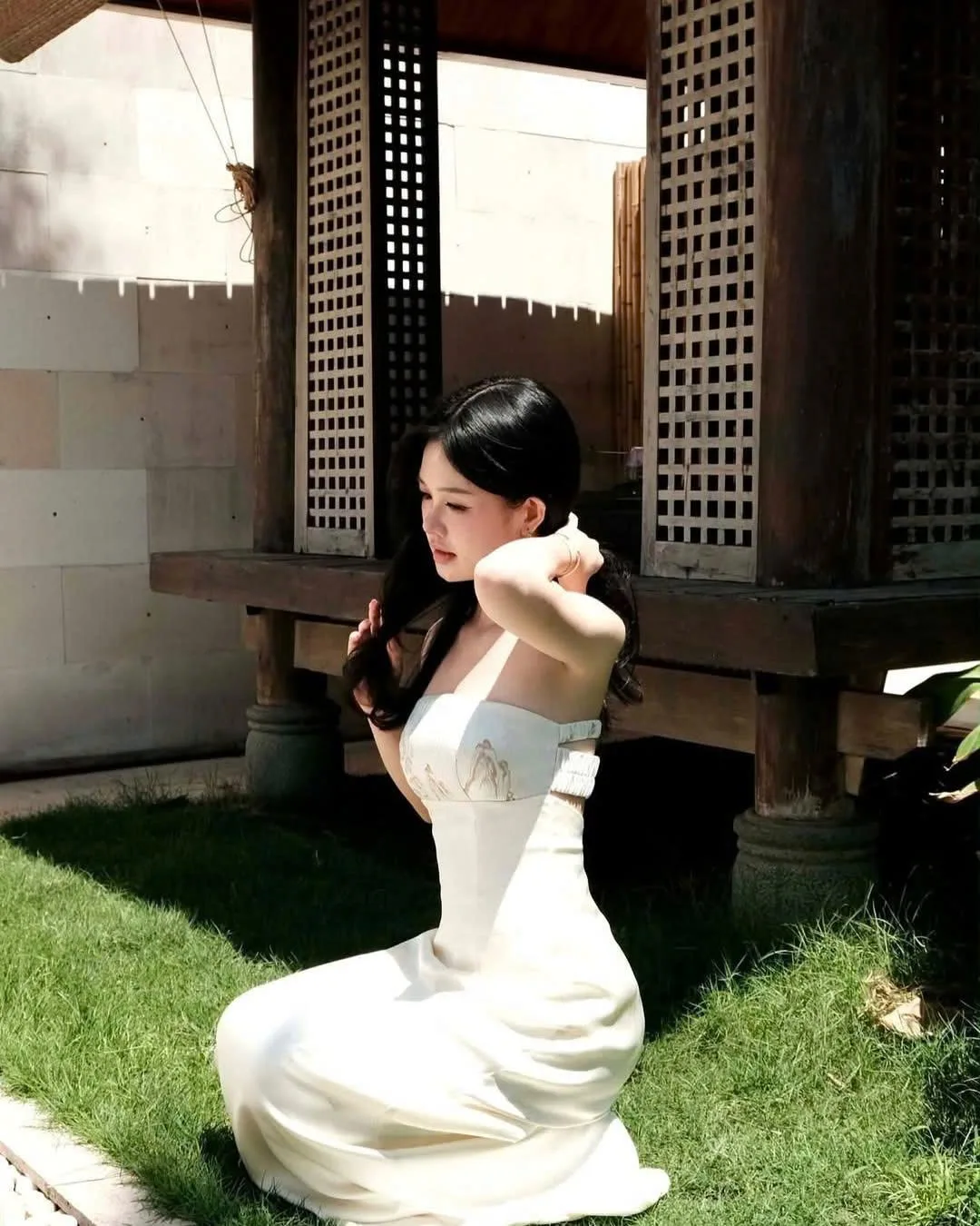Gấm vóc lụa là, A162